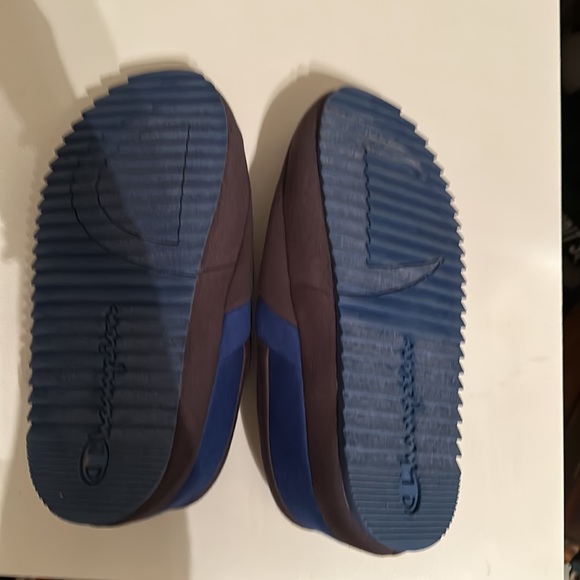 Blue and grey champion slippers - Picture 2 of 4